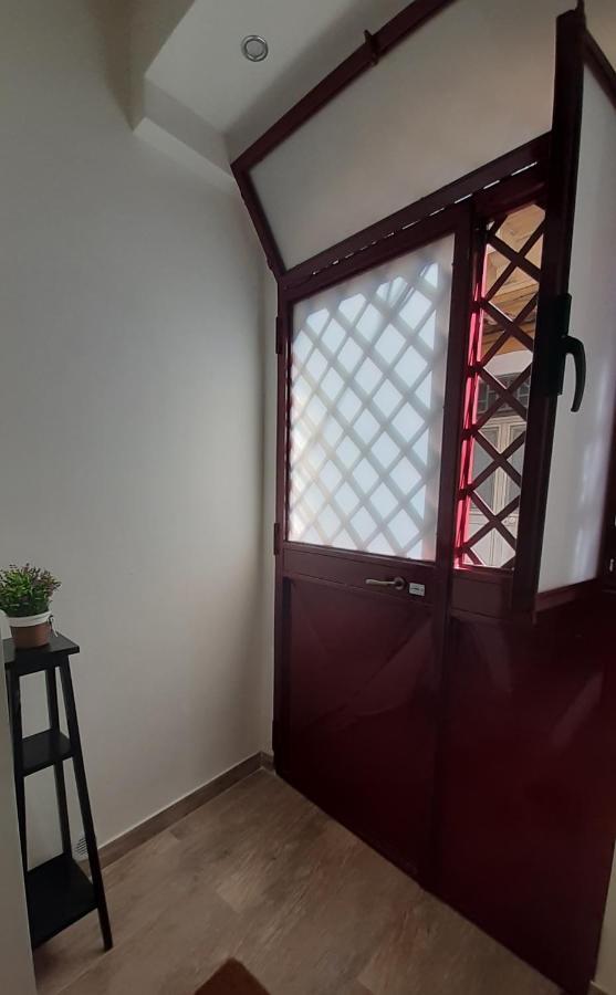 Casa Serravalle 卡塔尼亚 外观 照片